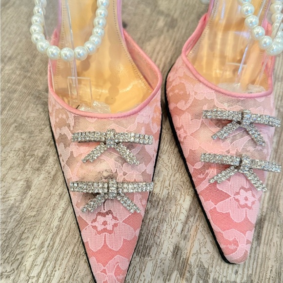 MACH & MACH Pink Lace, Pearl Anklet and Diamanté Bow Heels NWT - Picture 6 of 11